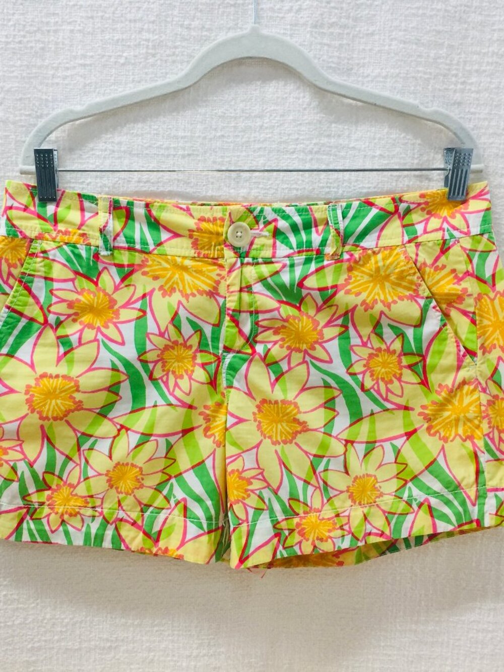 Lilly Pulitzer Floral‎ Shorts, Size 8